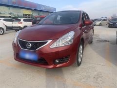 NISSAN TIIDA Red 2011