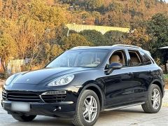 PORSCHE Cayenne Black 2010