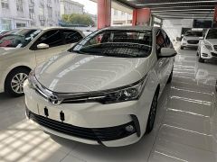 Toyota Corolla White 2017