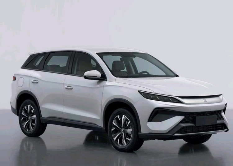 BYD Song PRO DM 2025 Smart SUV Review