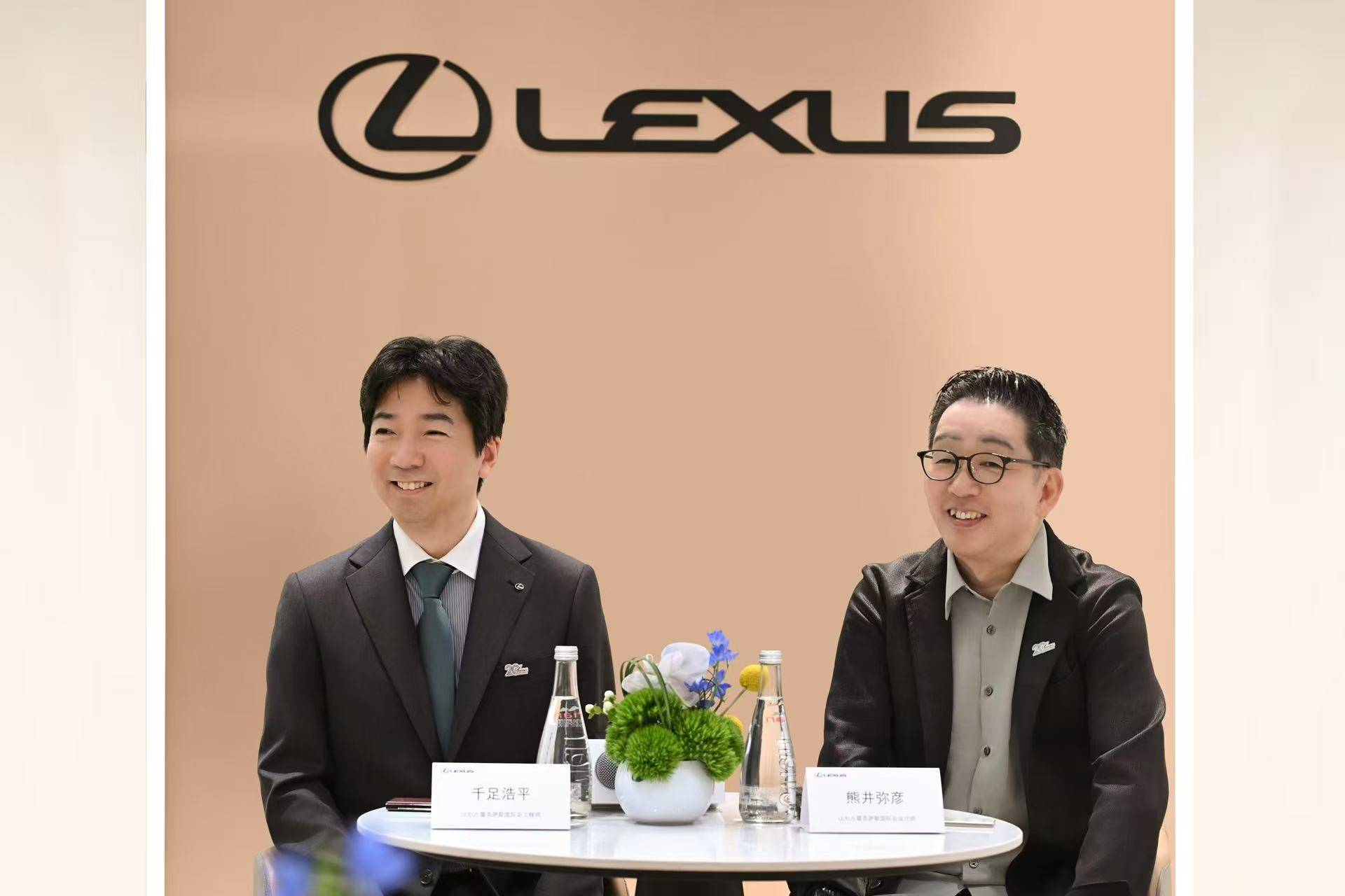 Lexus Shines at 2025 Shanghai Auto Show: Global Debut of All-New ES with "Time" Theme