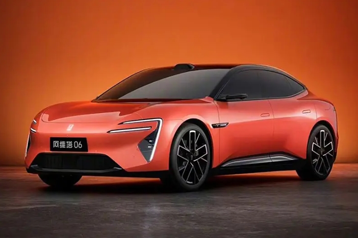 New 2025 Avatr 06 Debuts April